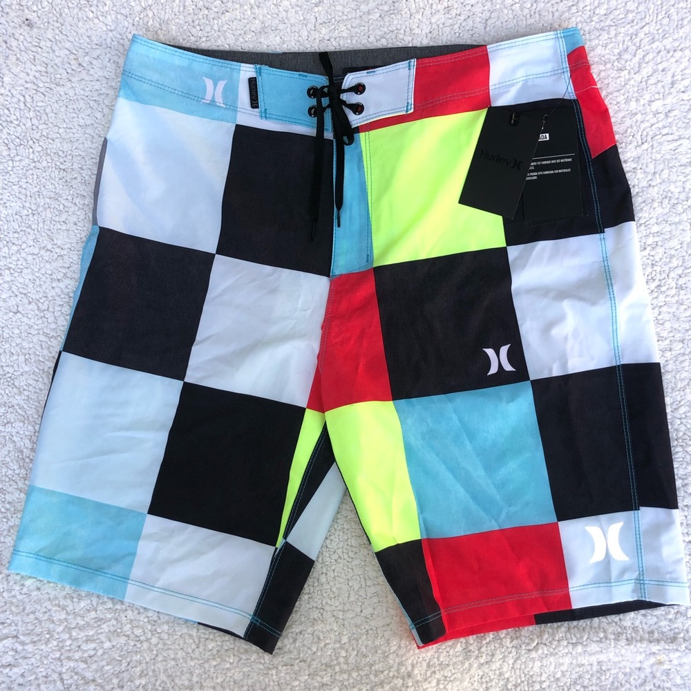 Hurley board shorts NWT men’s size 31 checkerboard print design swim surf beach
